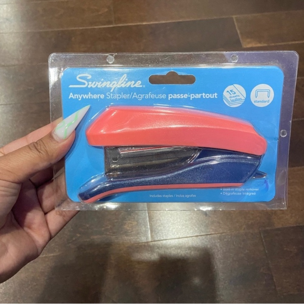 Swingline Pink Compact Stapler BNIP